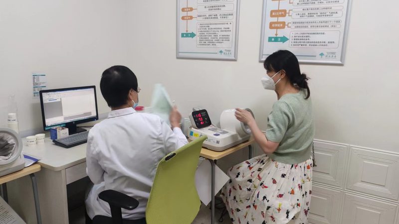 入职体检胸透的频率并没有统一的标准，通常根据以下因素来确定：